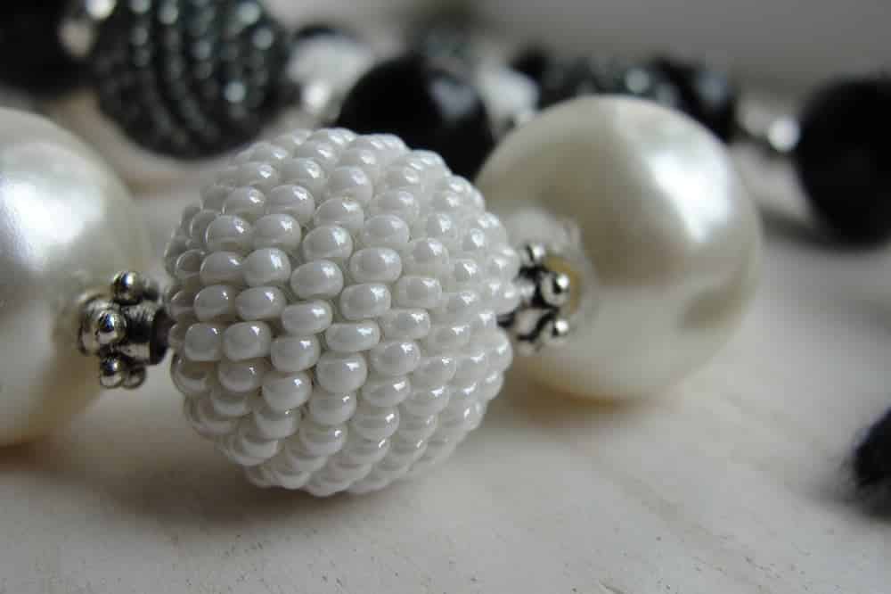 beads-1518783_1280